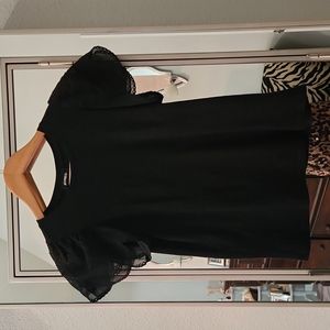 Black Express tee ruffle blouse xs